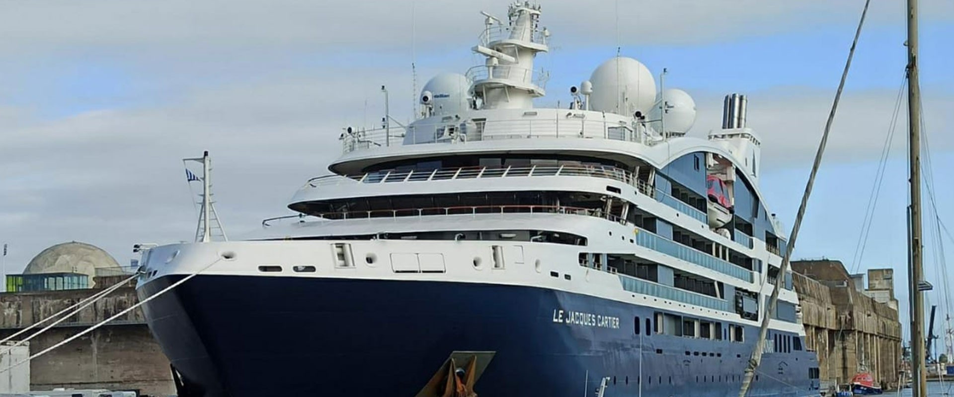 Le Jacques Cartier de PONANT escale à Saint-Nazaire