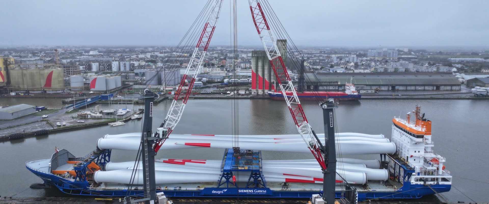 The Match Starts on Port Logistics Operations for the Îles d'Yeu et de Noirmoutier Offshore Wind Farm!