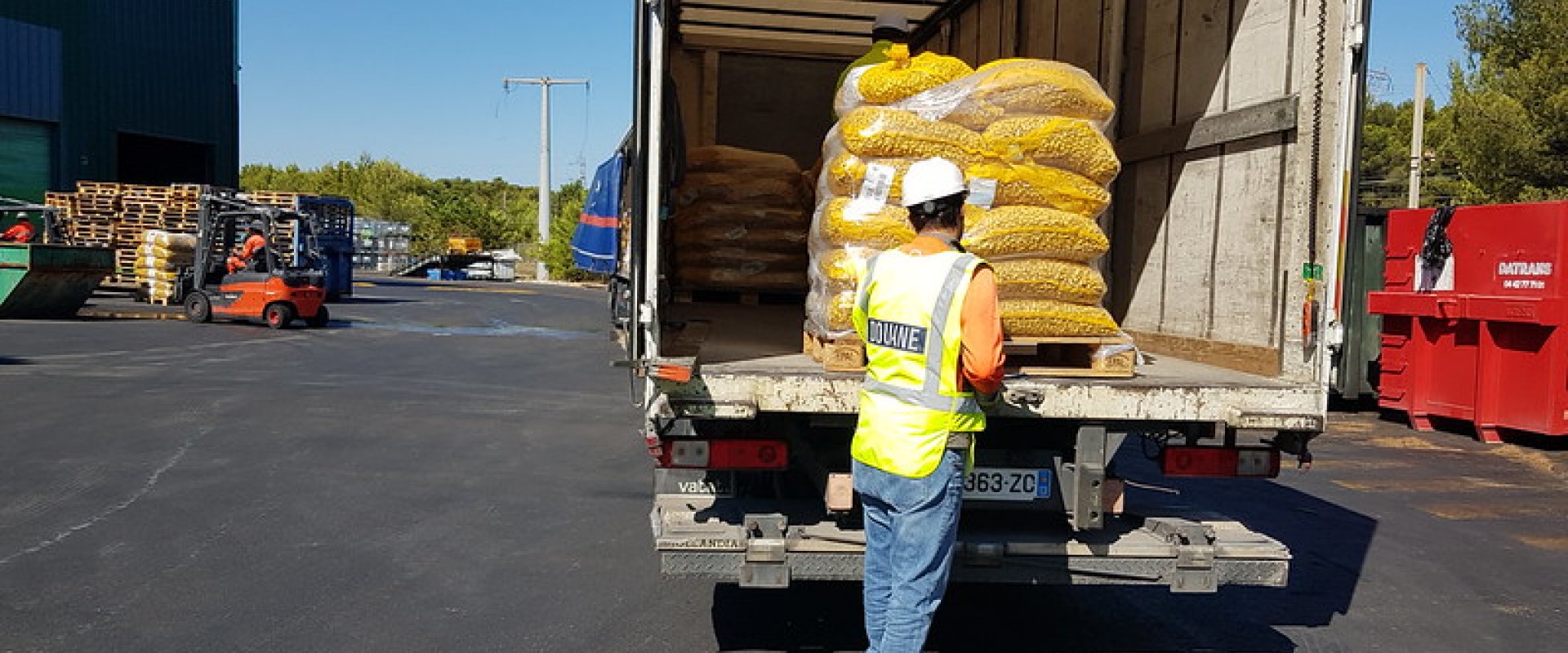 Los controles de frutas y hortalizas de importación se transfieren a la aduana